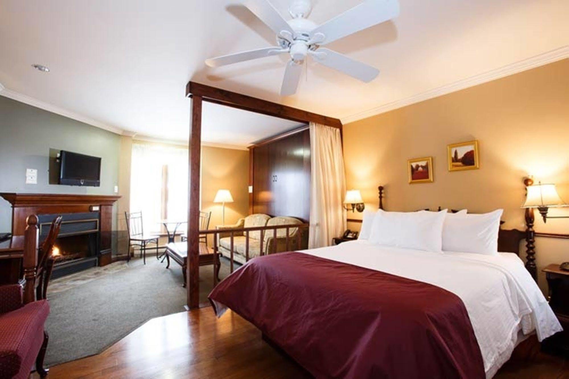 מלון Saint-Sauveur-des-Monts Relais St-Denis מראה חיצוני תמונה